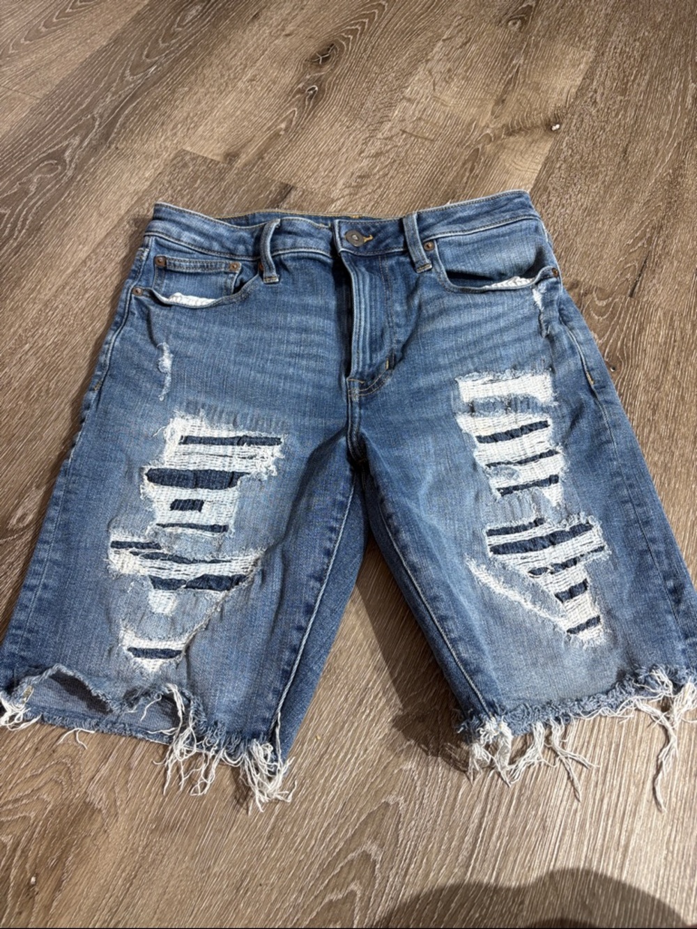 American Eagle Outfitters Distressed Blue Denim Men’s Shorts